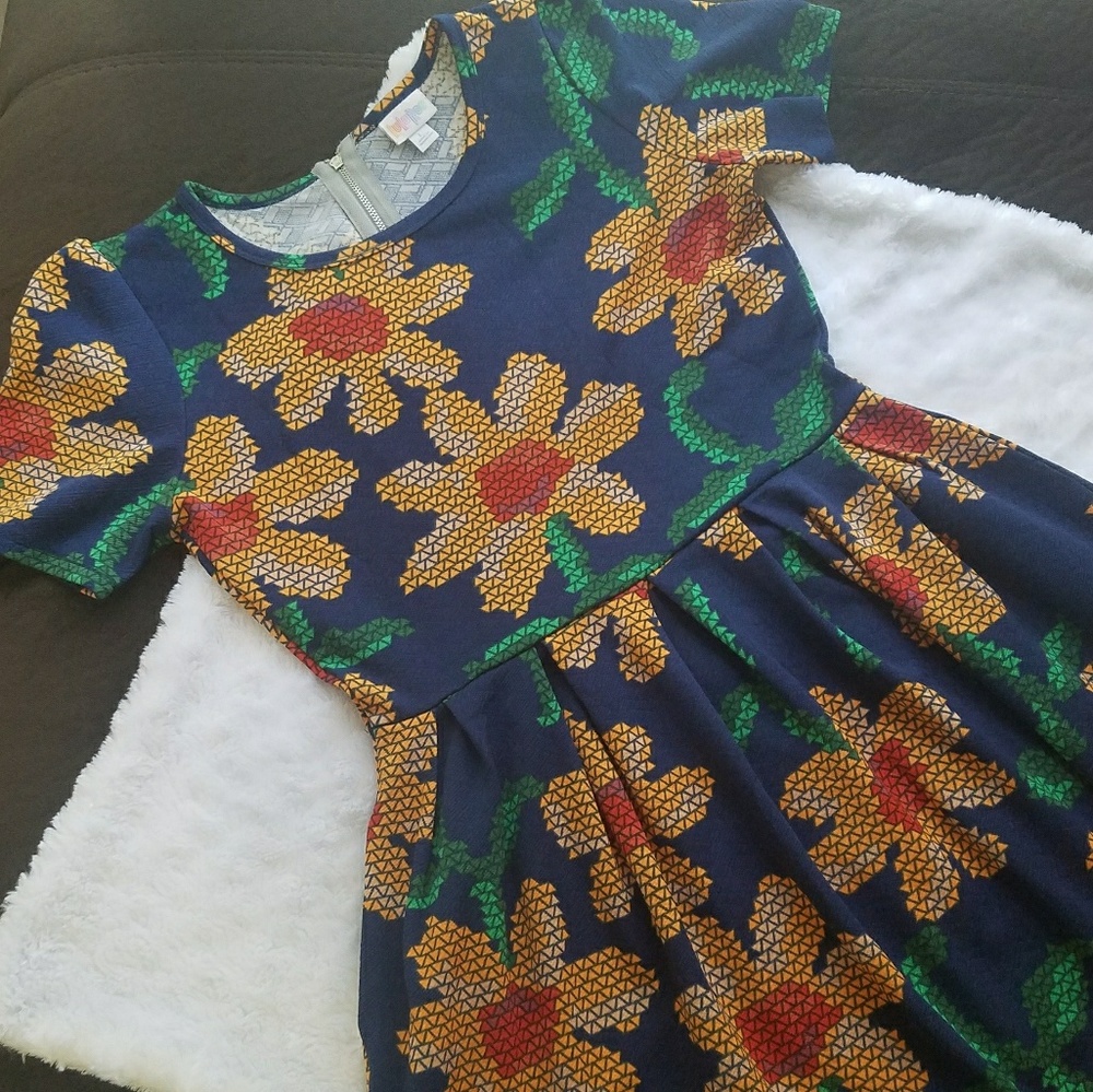 Lularoe Amelia dress